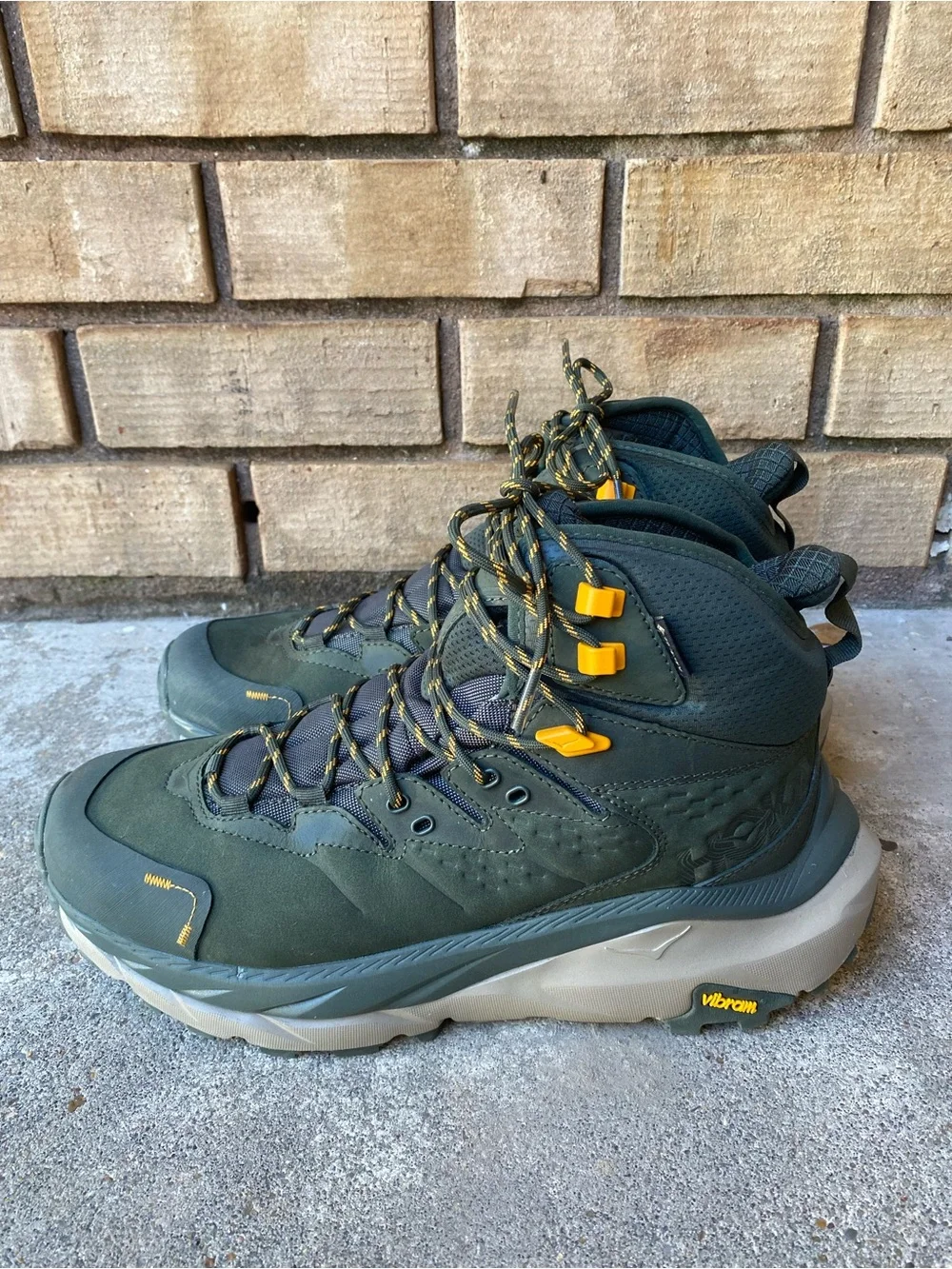 Hoka Mens Kaha 2 GORE-TEX Hiker Shoes US 9 D Green Waterproof Leather NEW